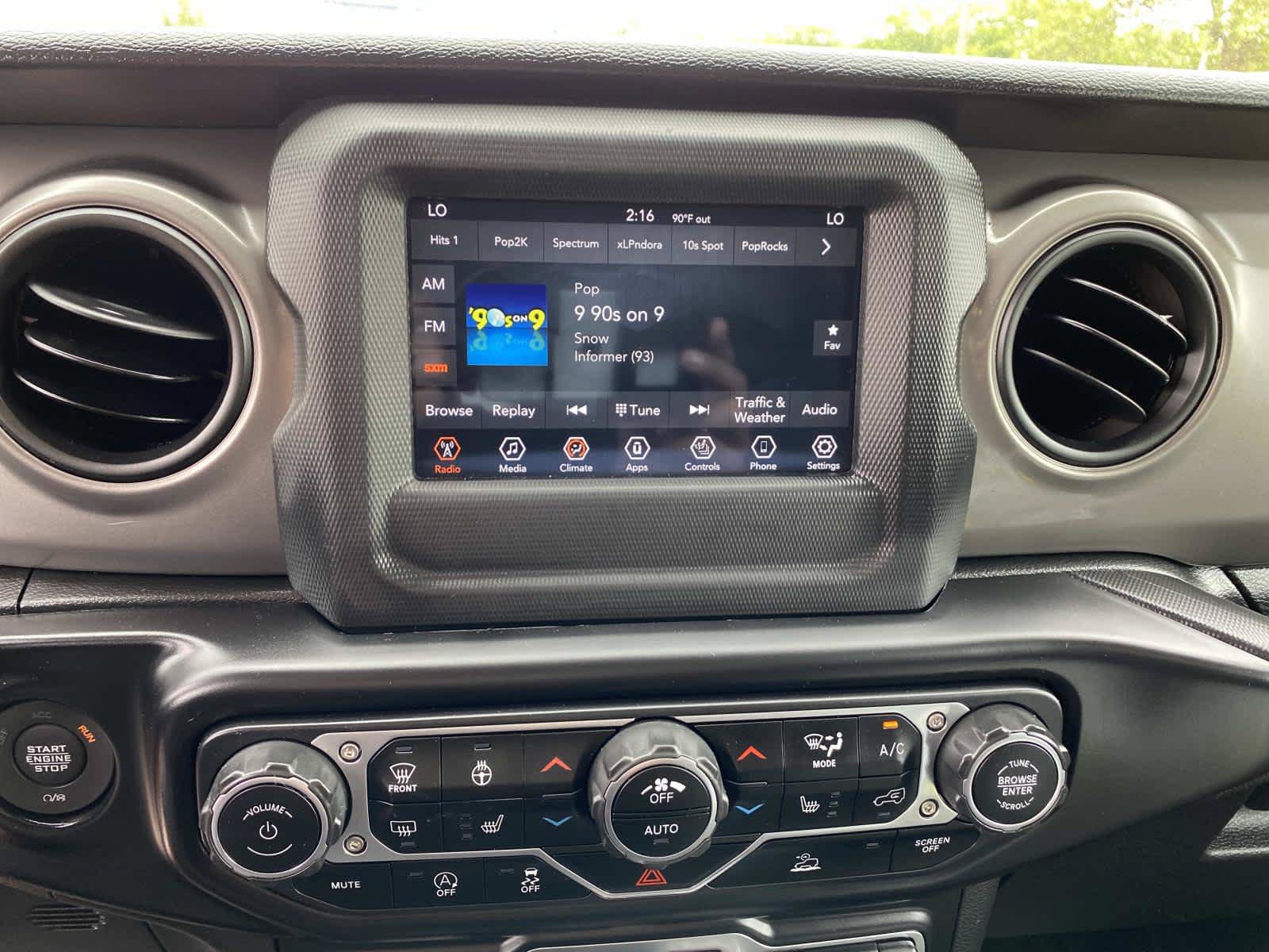 Certified 2022 Jeep Wrangler Sport AWD/4WD image 12