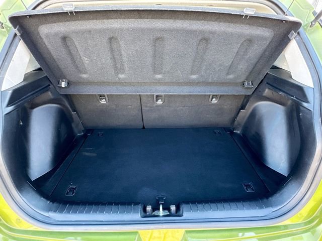 Used 2020 Hyundai Venue SEL image 23