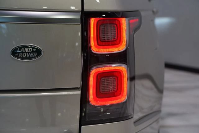 Used 2020 Land Rover Range Rover HSE AWD/4WD image 20