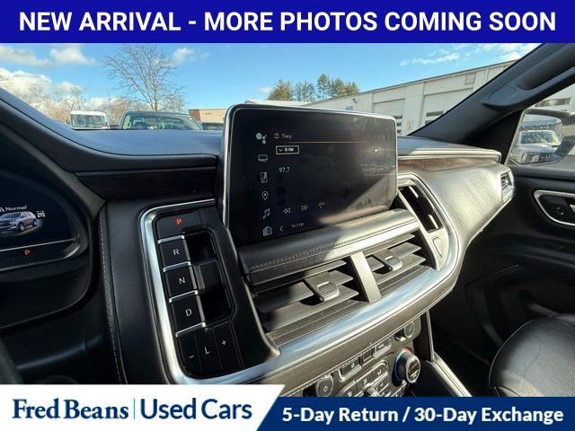 Used 2022 Chevrolet Suburban LT w/ LT Signature Package image 14