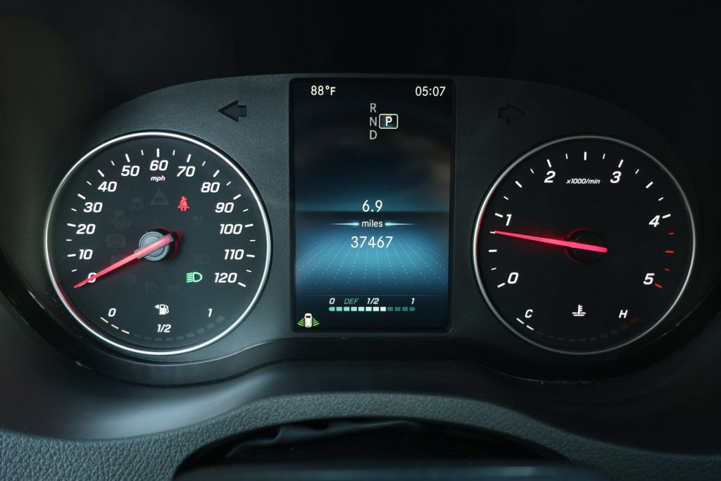 Used 2024 Mercedes-Benz Sprinter 2500 image 24