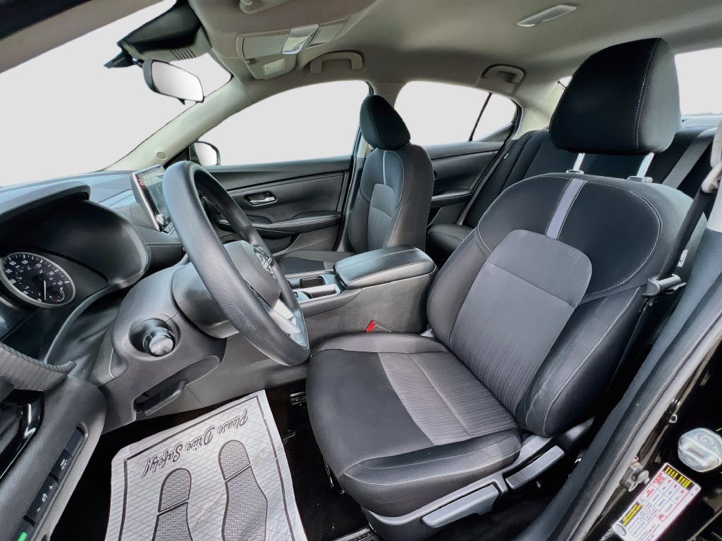 Used 2024 Nissan Sentra SV FWD image 19