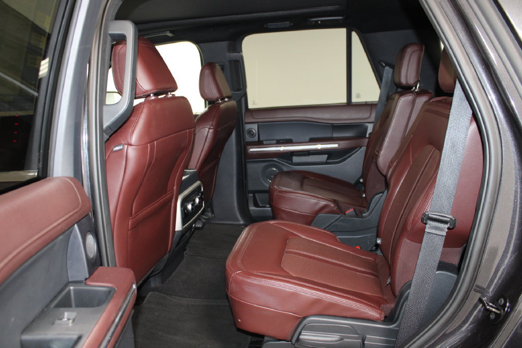 Used 2024 Ford Expedition Limited RWD image 26