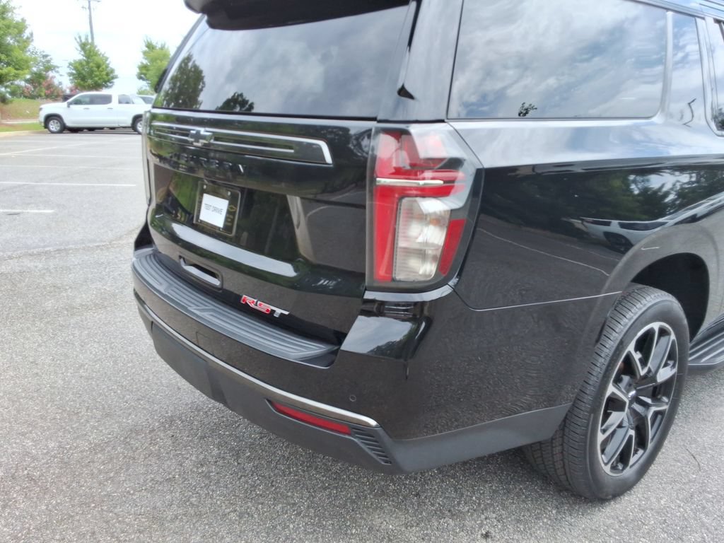 Certified 2021 Chevrolet Suburban RST RWD image 15