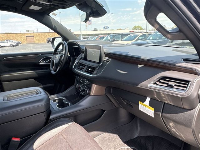 Used 2023 Chevrolet Tahoe High Country AWD/4WD image 30