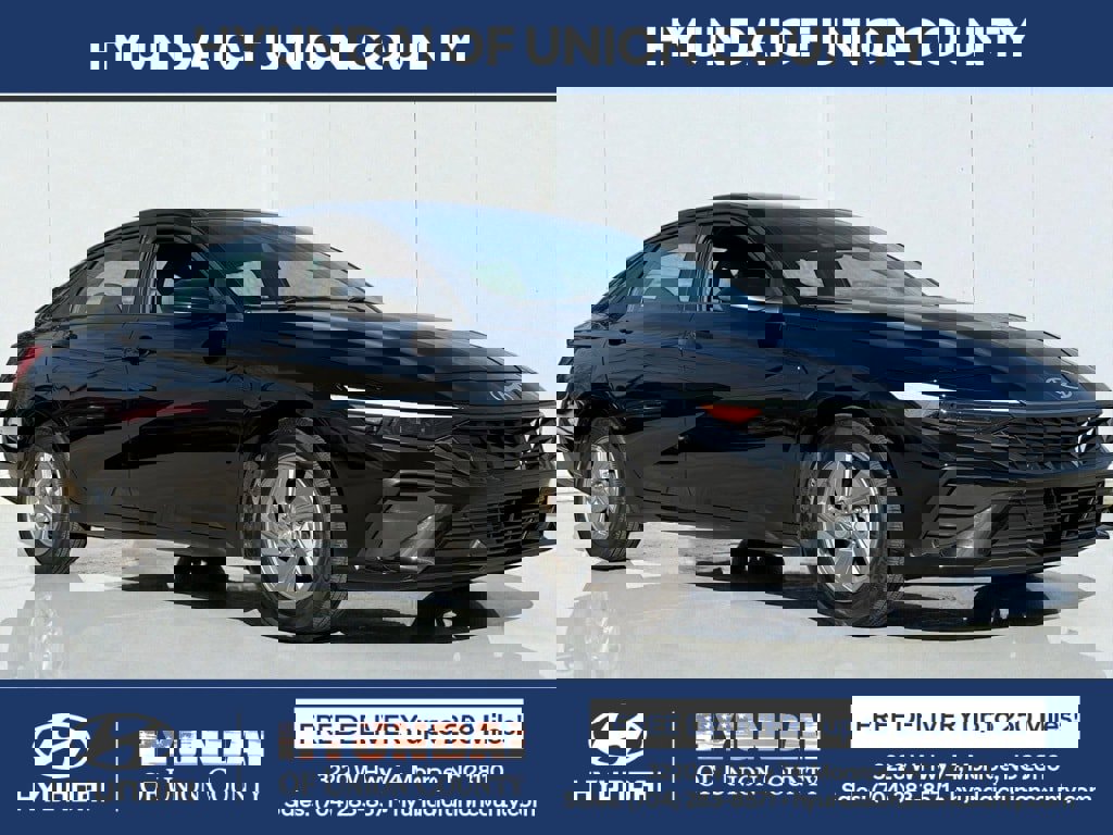 Certified 2025 Hyundai Elantra SE