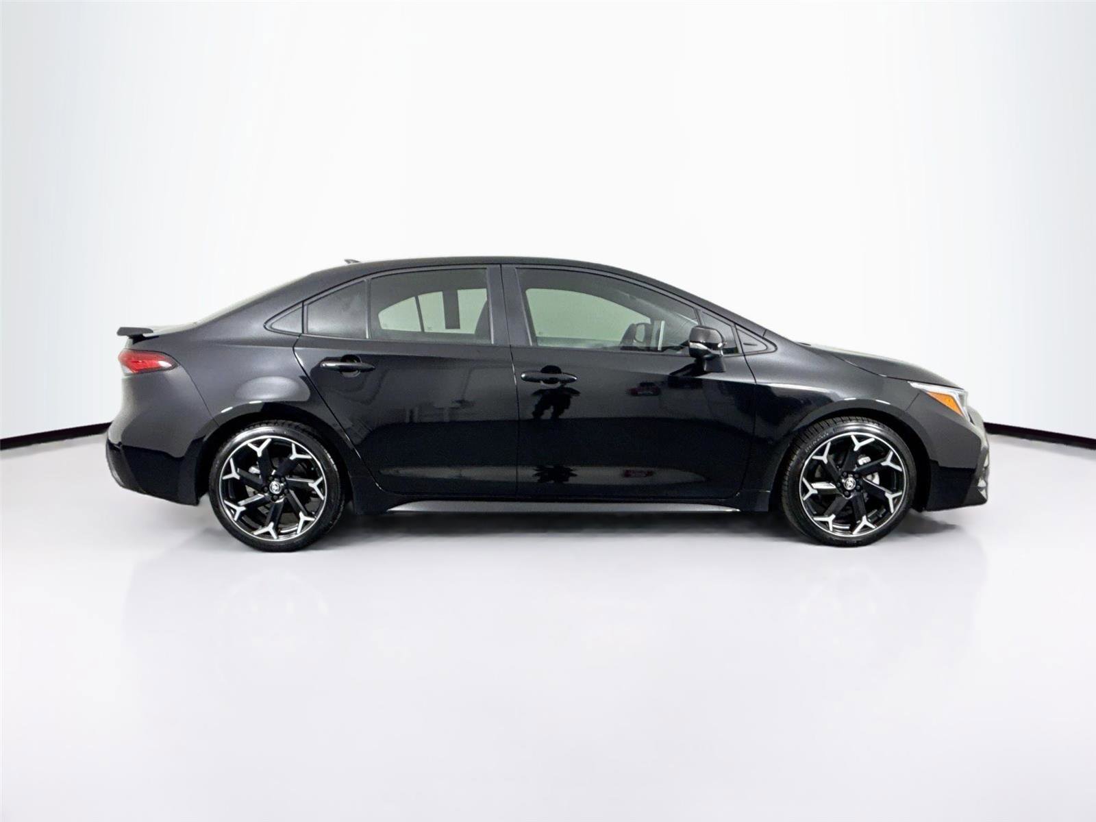 Certified 2025 Toyota Corolla FX image 5