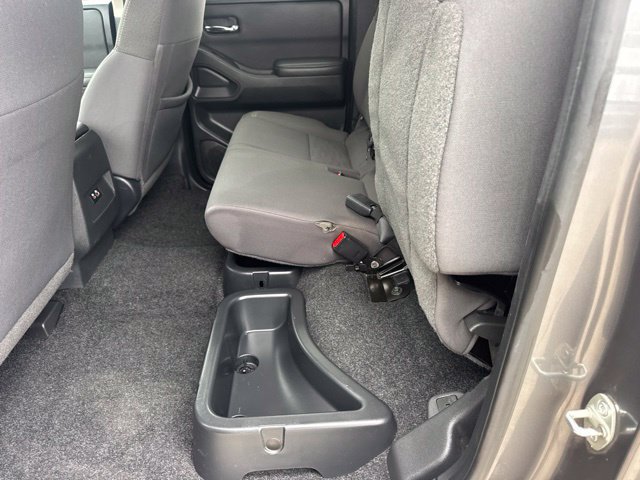 Used 2023 Nissan Frontier SV RWD image 35