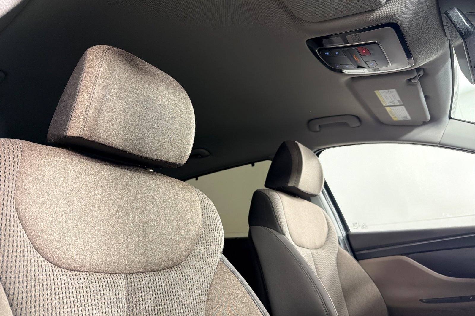 Used 2023 Hyundai Santa Fe SEL Convenience AWD/4WD image 16