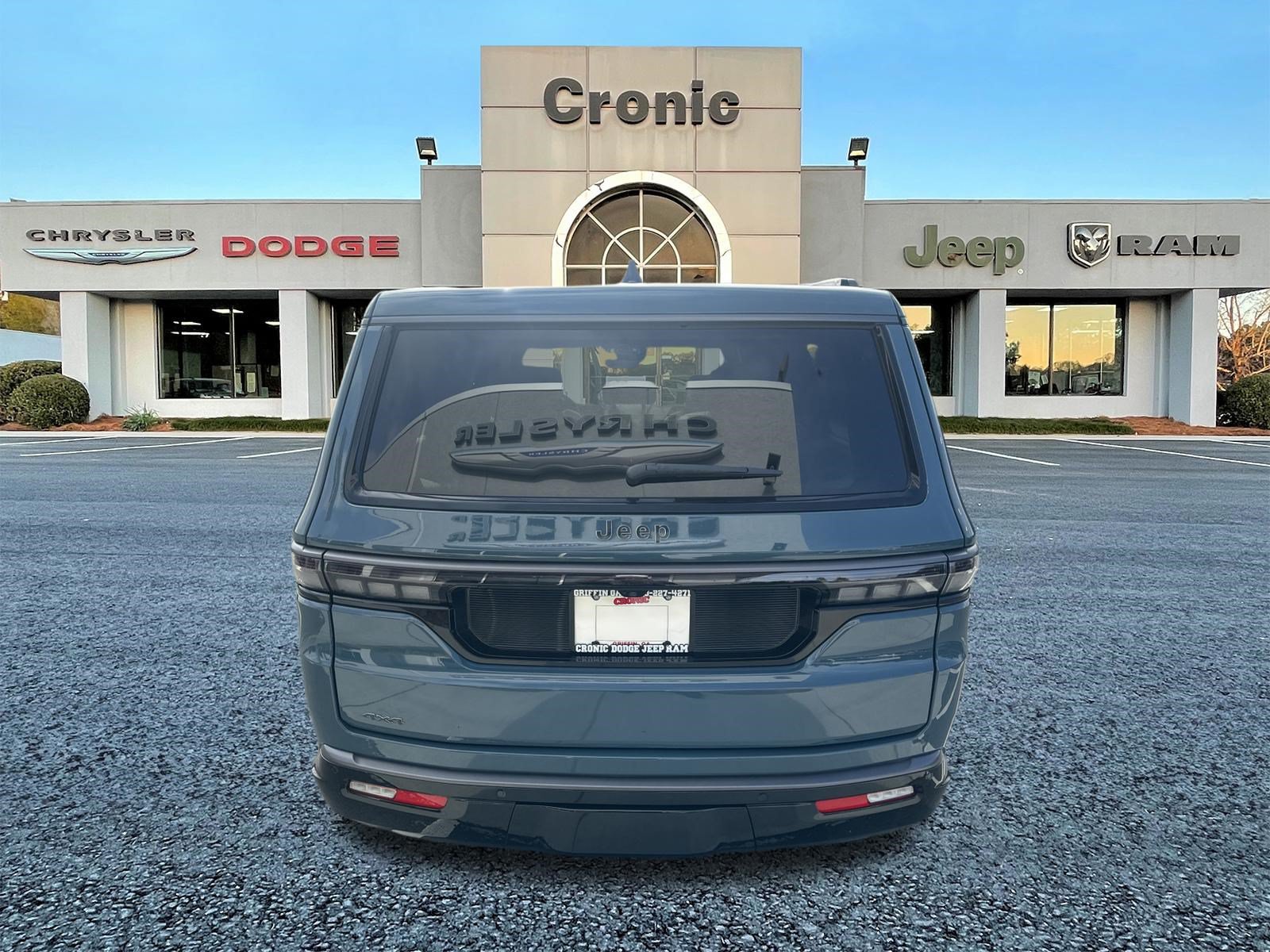 New 2026 Jeep Grand Wagoneer L Limited AWD/4WD image 4