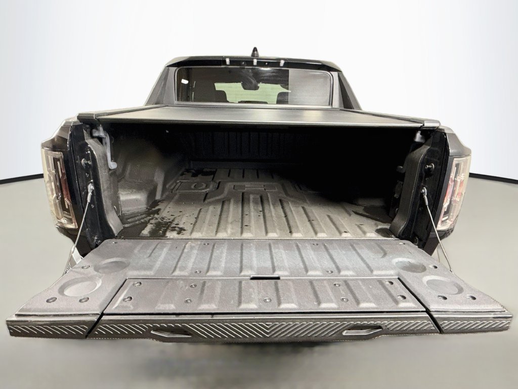 Used 2025 GMC Hummer EV 2X AWD/4WD image 26