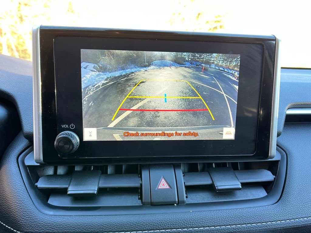 Used 2024 Toyota RAV4 LE image 19
