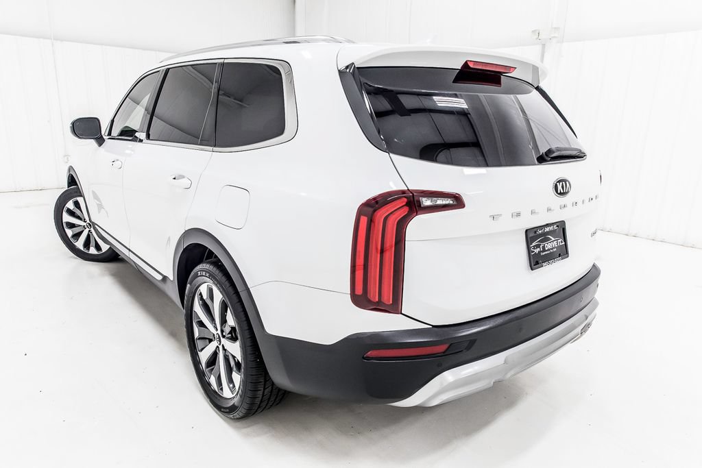 Used 2020 Kia Telluride EX w/ EX Premium Package FWD image 5