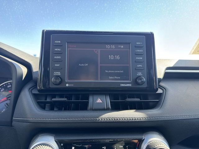 Used 2021 Toyota RAV4 LE image 16