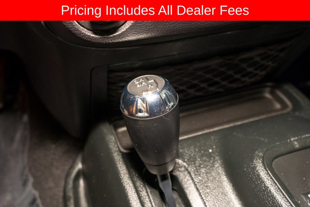 Used 2018 Jeep Wrangler Unlimited Sport S AWD/4WD image 15