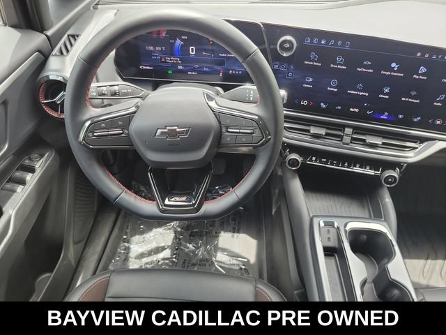 Used 2024 Chevrolet Equinox EV RS FWD image 18
