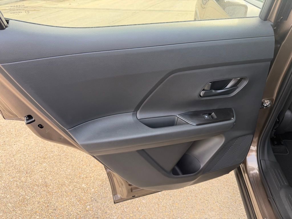 New 2026 Nissan Kicks S image 15