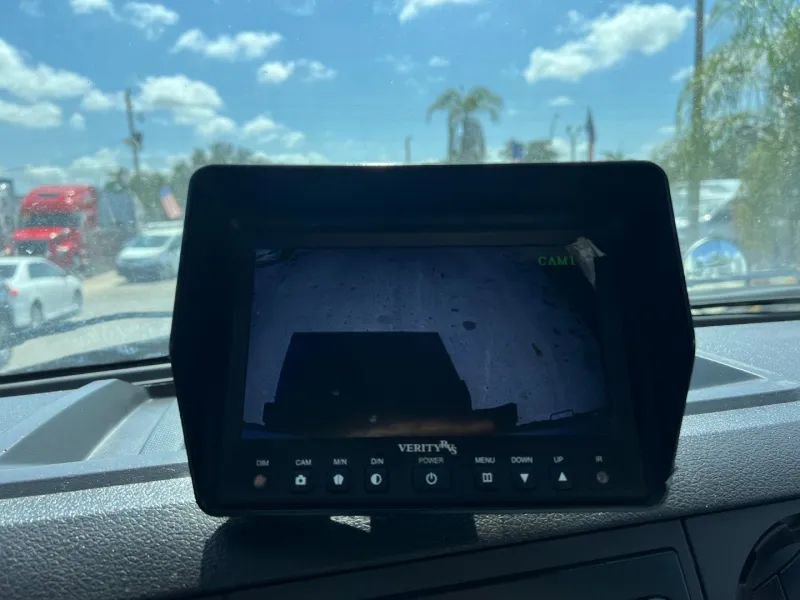 Used 2017 Ford F650 2WD Regular Cab Super Duty image 16