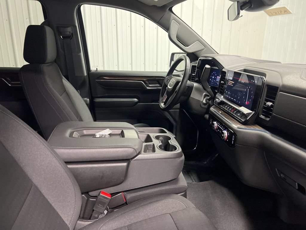 Certified 2024 GMC Sierra 1500 Elevation AWD/4WD image 9