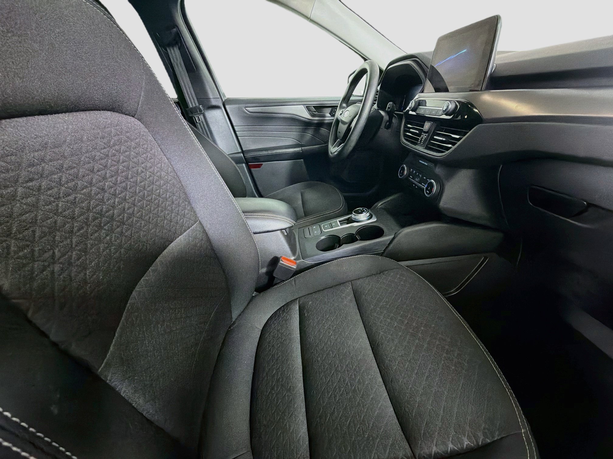 Used 2025 Ford Escape Active FWD image 29