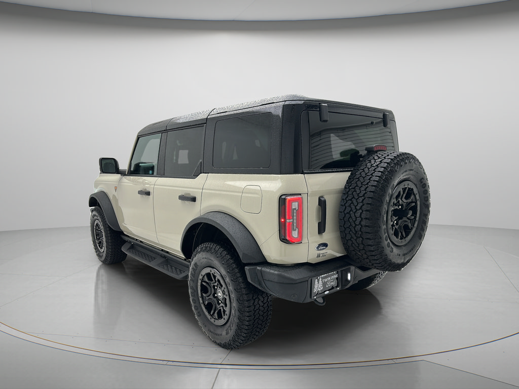 Used 2025 Ford Bronco Badlands AWD/4WD image 7