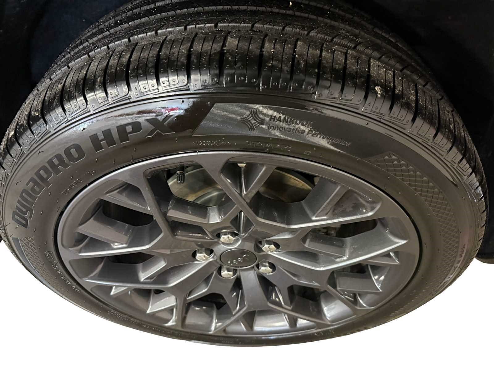 Certified 2024 Jeep Grand Cherokee Summit AWD/4WD image 9