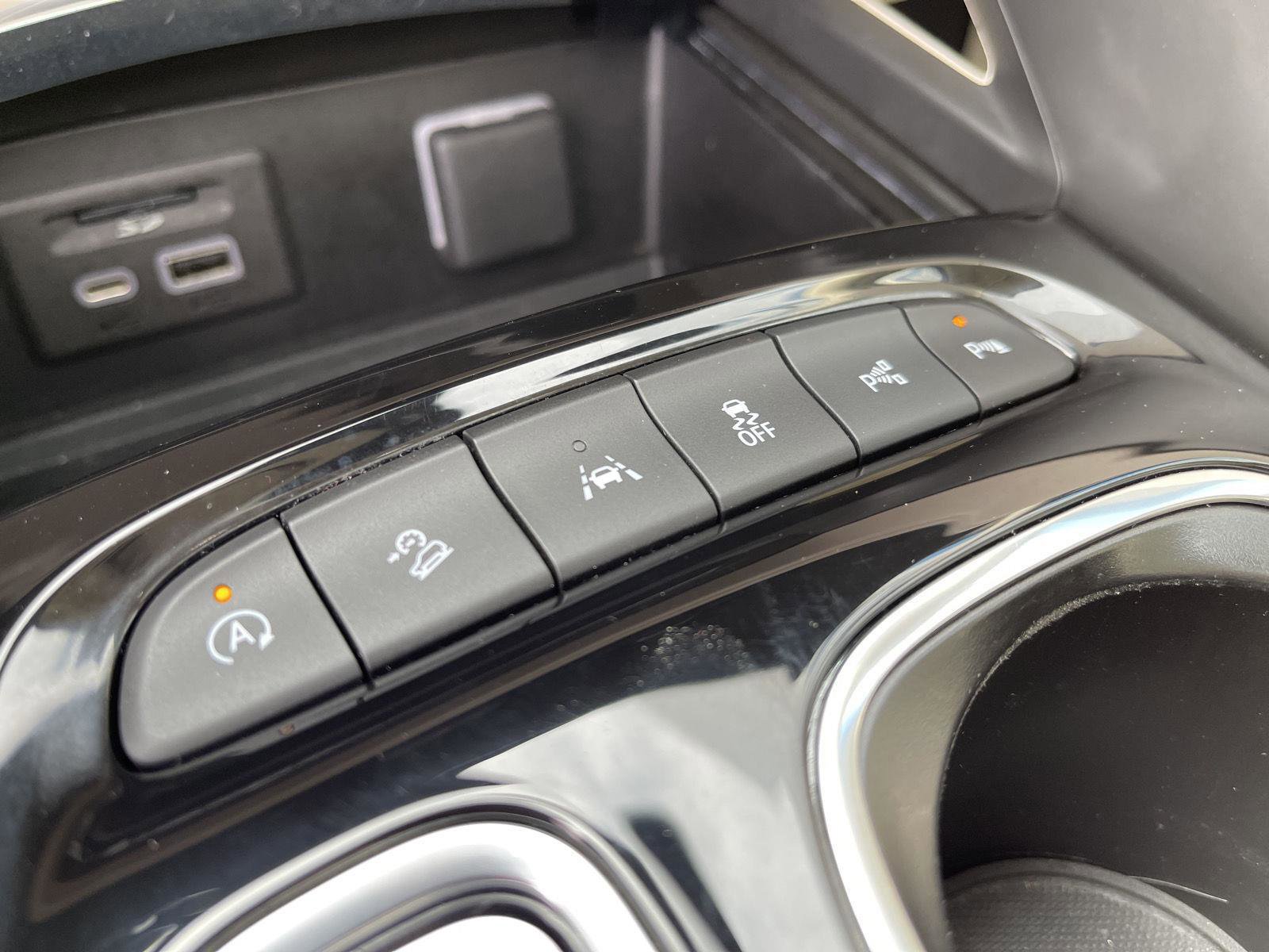 Used 2023 Buick Envision Avenir AWD/4WD image 34