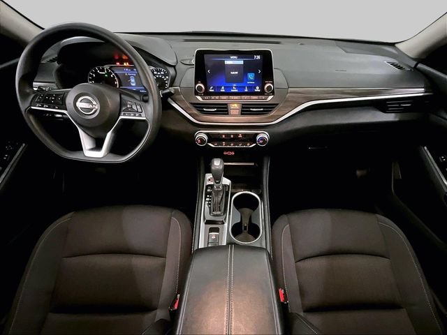 Used 2023 Nissan Altima 2.5 SV AWD/4WD image 14