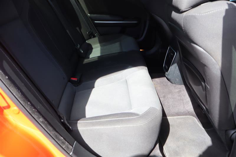 Used 2017 Dodge Charger R/T image 15