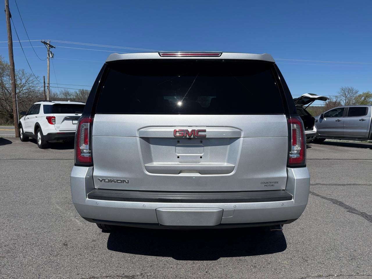 Used 2018 GMC Yukon SLT w/ Premium Edition image 5