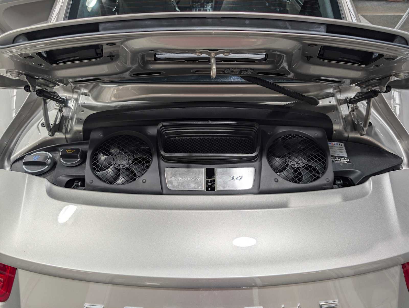 Used 2012 Porsche 911 Carrera RWD image 22