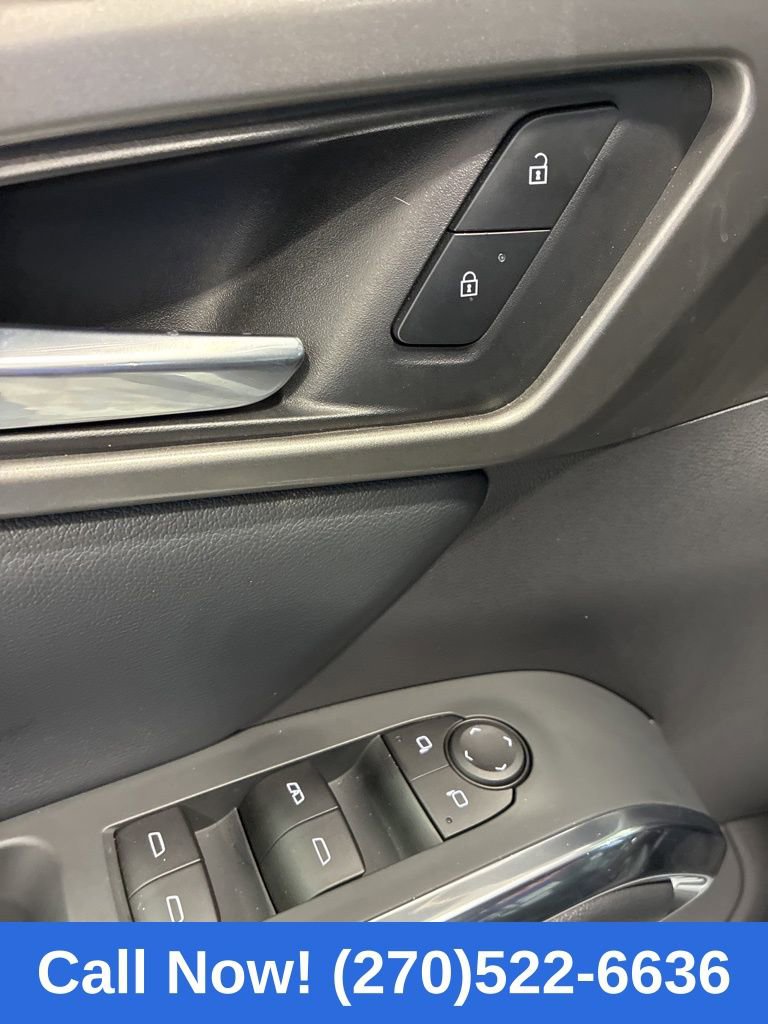 Used 2026 Chevrolet Traverse LT image 16