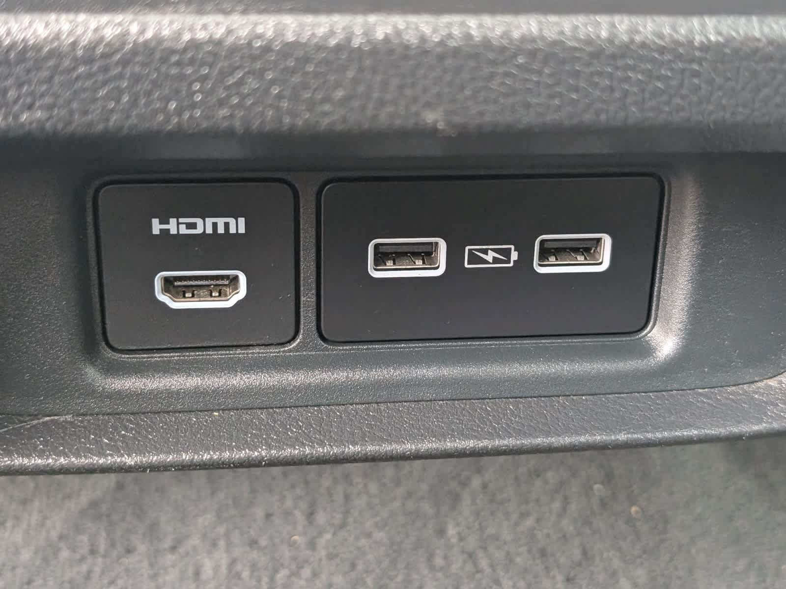 Used 2023 Honda Odyssey Touring image 16