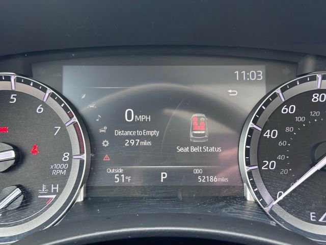 Used 2022 Toyota Highlander XLE AWD/4WD image 14