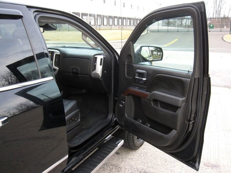 Used 2015 GMC Sierra 2500 SLT w/ Driver Alert Package image 26