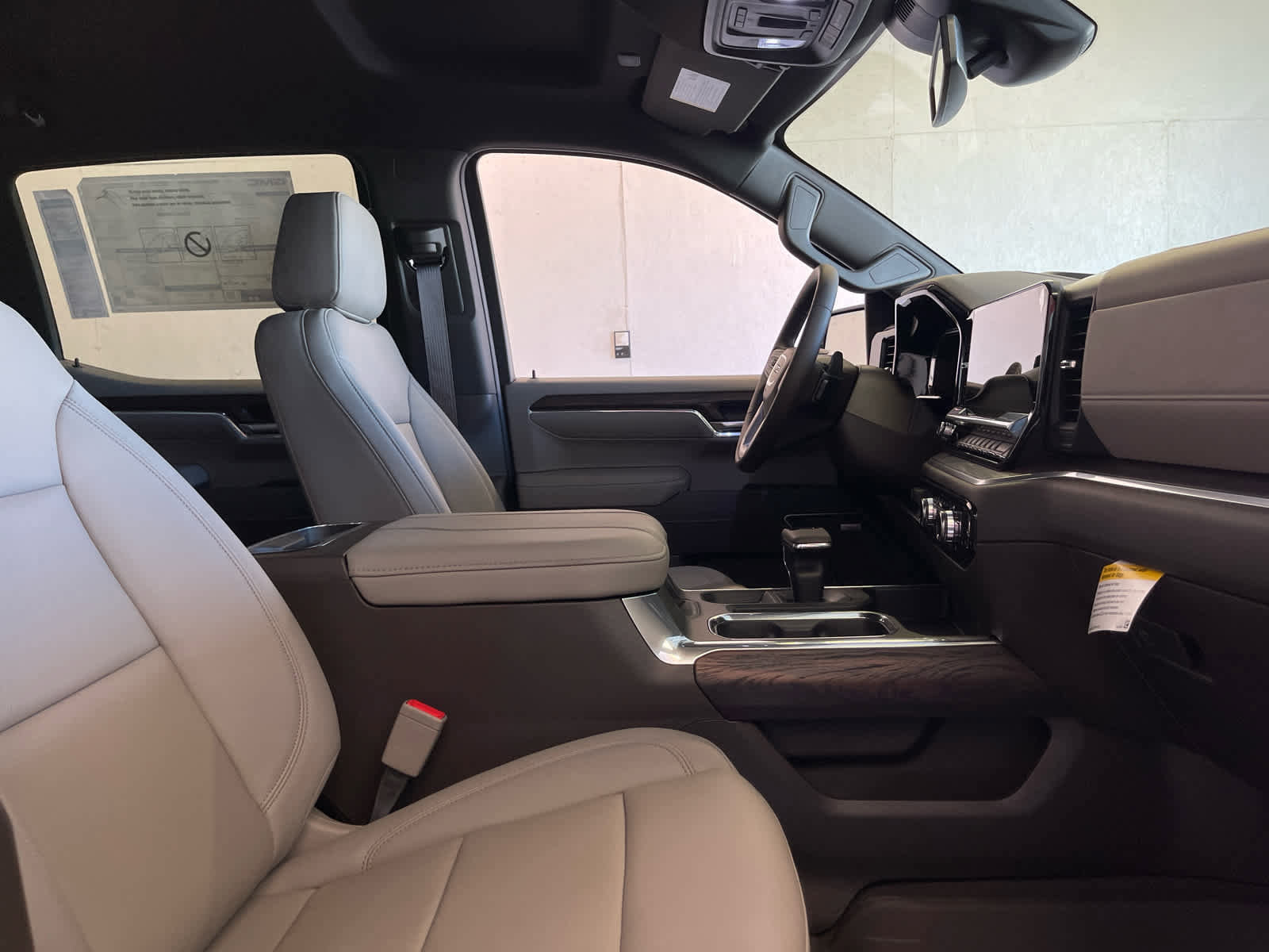 New 2026 GMC Sierra 1500 SLT w/ SLT Premium Plus Package image 27
