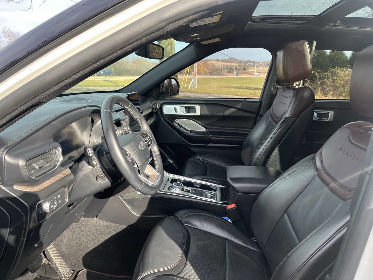 Used 2020 Ford Explorer Platinum image 13