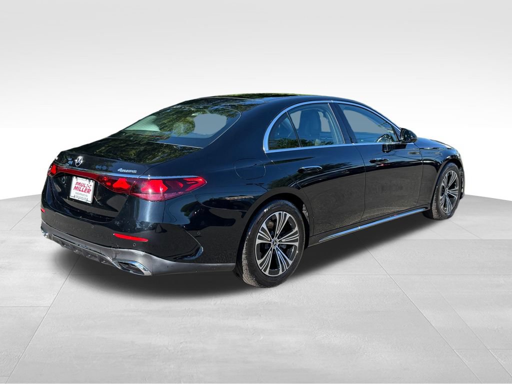 Used 2026 Mercedes-Benz E 350 4MATIC Sedan image 7