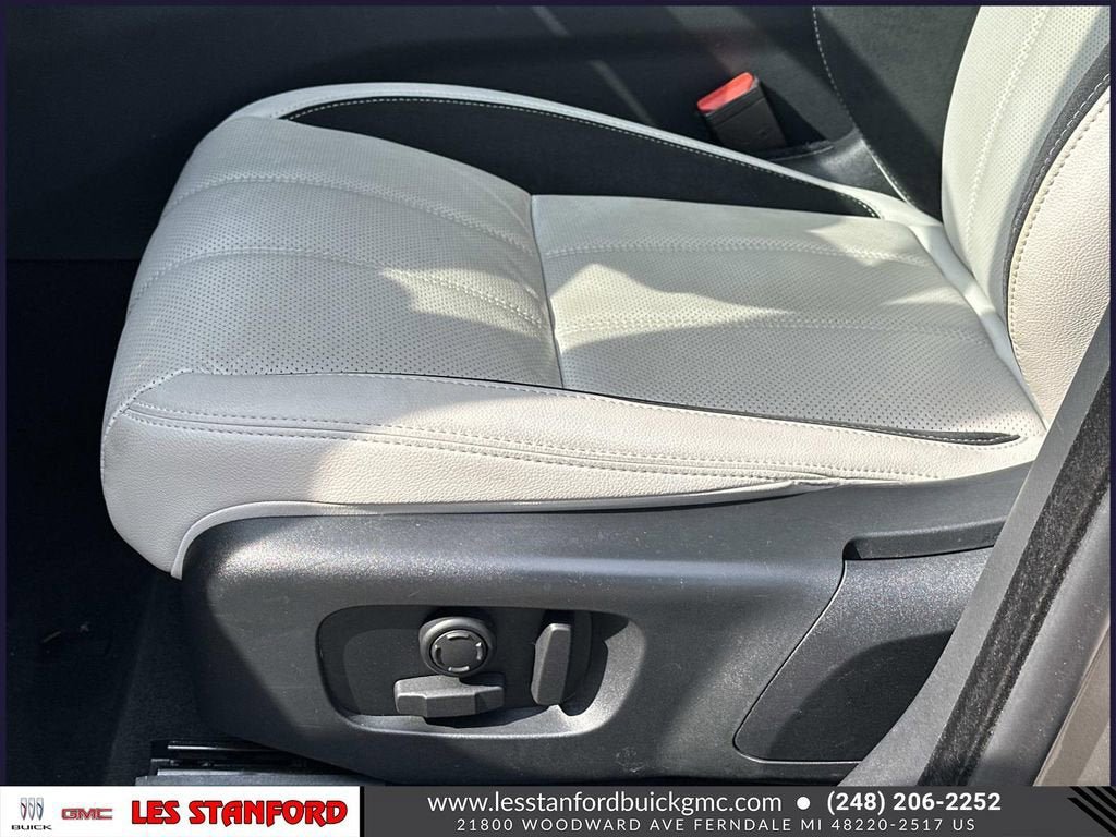 Used 2022 Land Rover Range Rover Velar R-Dynamic S AWD/4WD image 19