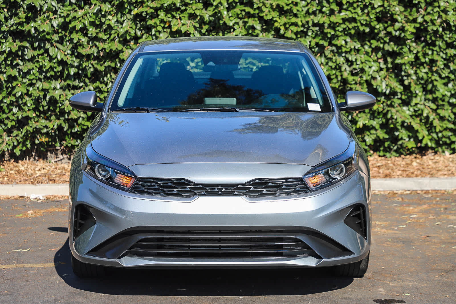 Used 2023 Kia Forte LXS FWD image 2