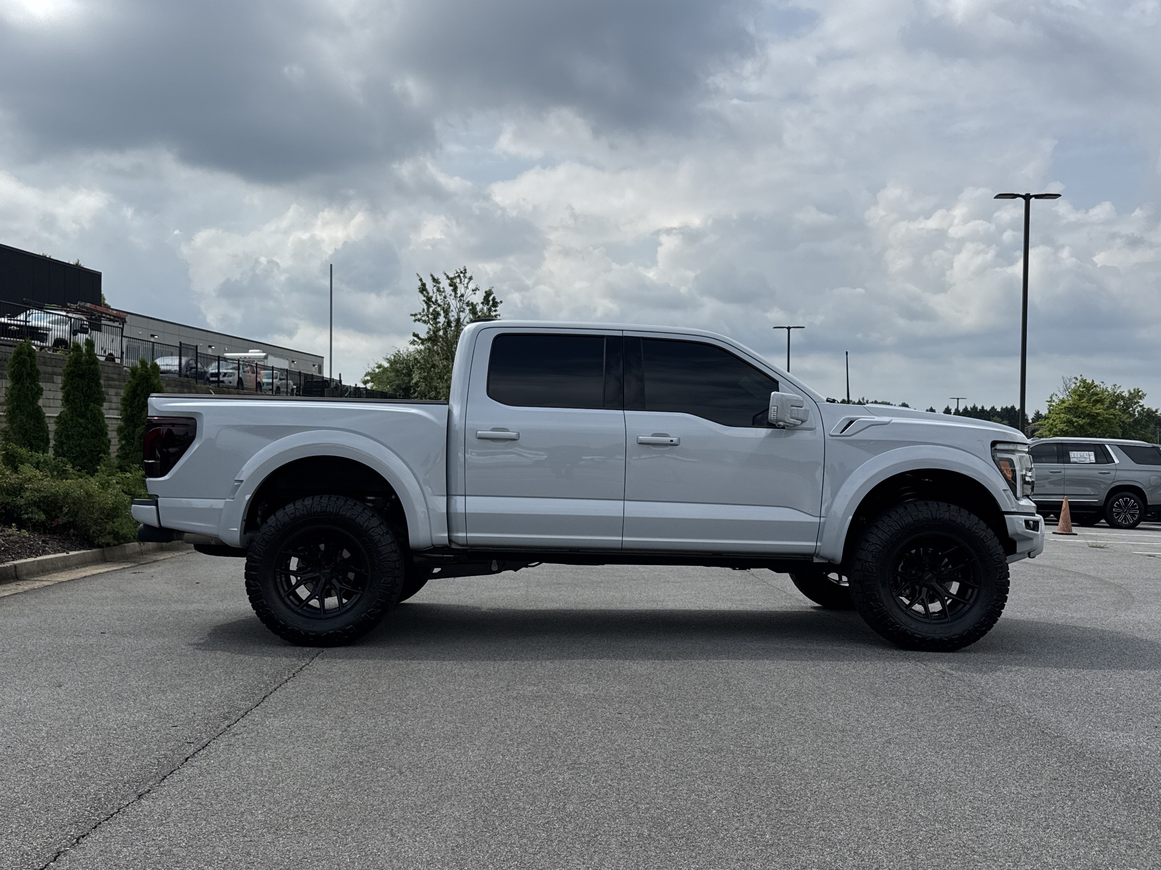 Used 2025 Ford F150 Raptor w/ Equipment Group 803A Raptor R AWD/4WD image 7