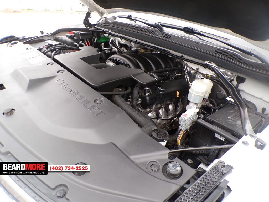 Used 2018 Chevrolet Suburban LT image 34