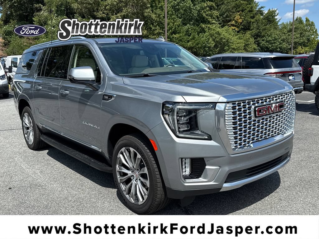 Used 2024 GMC Yukon XL Denali AWD/4WD image 1