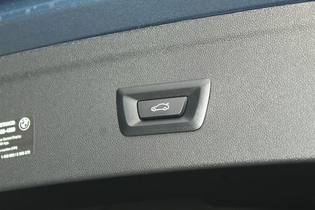 New 2026 BMW iX xDrive60 w/ M Sport Package image 8