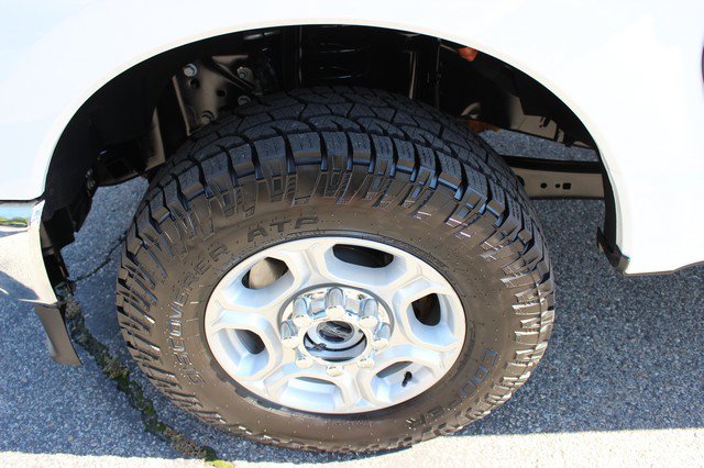 Used 2025 Ford F250 XLT w/ FX4 Off-Road Package AWD/4WD image 4