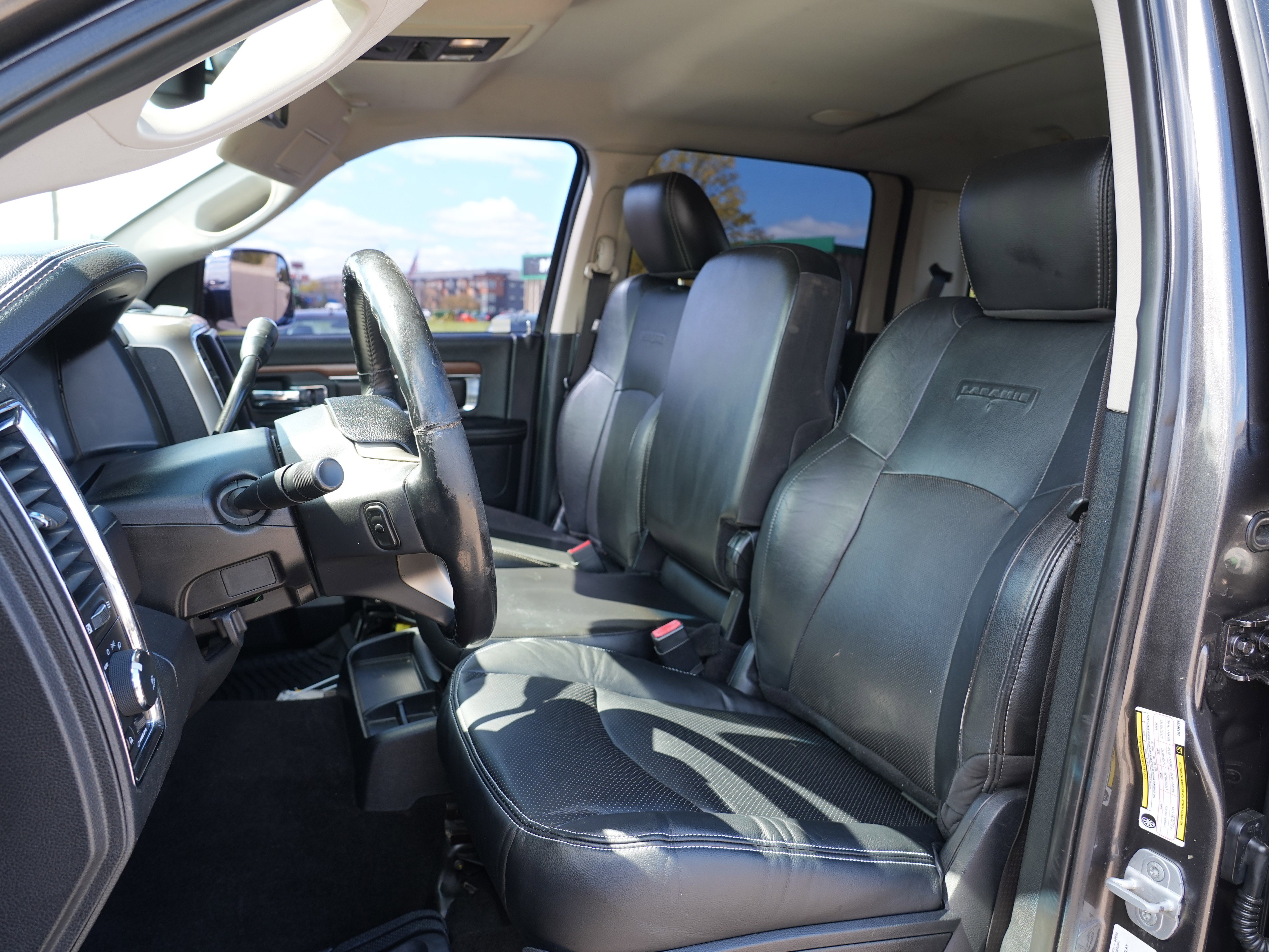 Used 2014 RAM 2500 Laramie AWD/4WD image 12