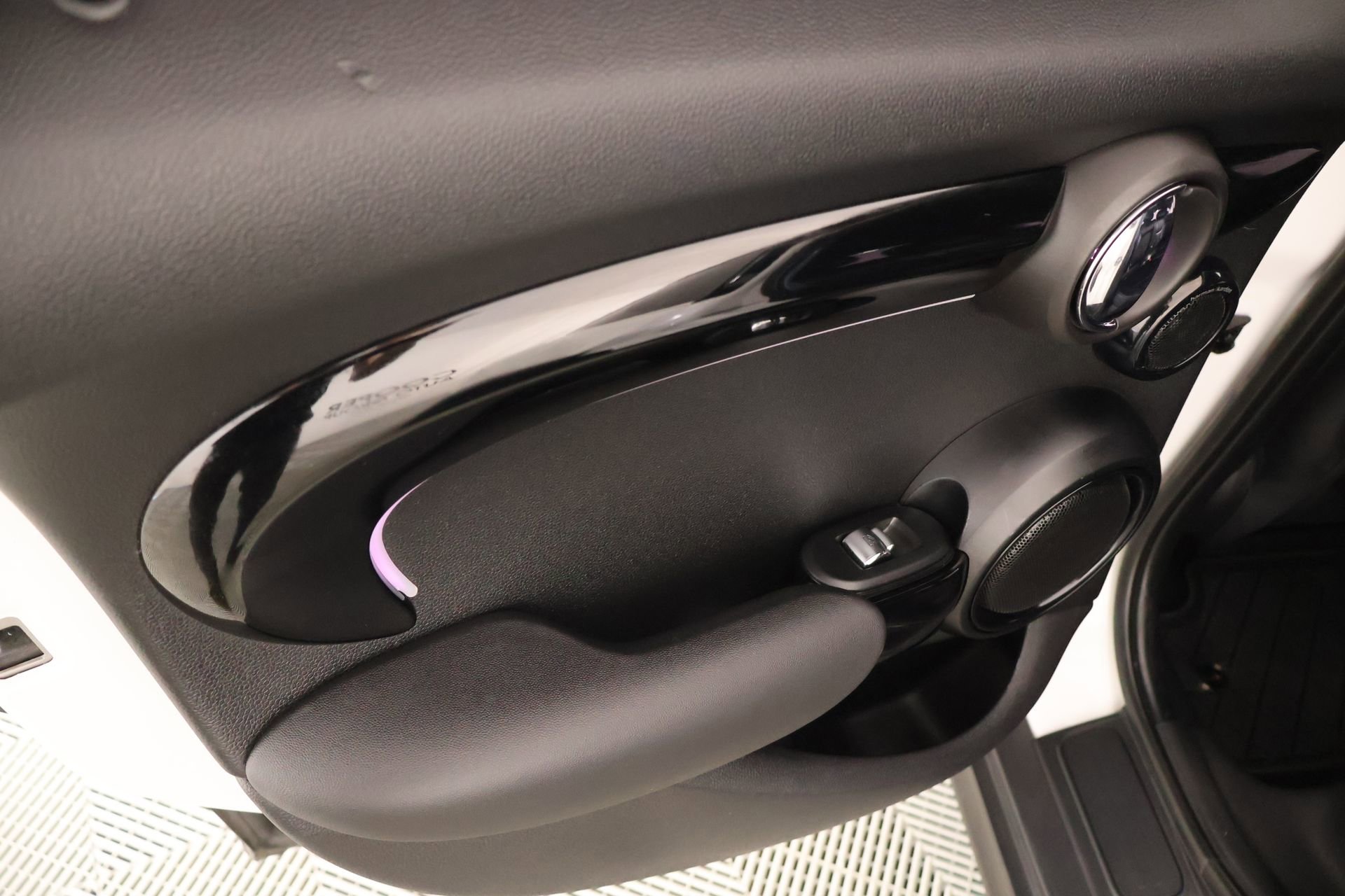 Used 2023 MINI Cooper S image 18