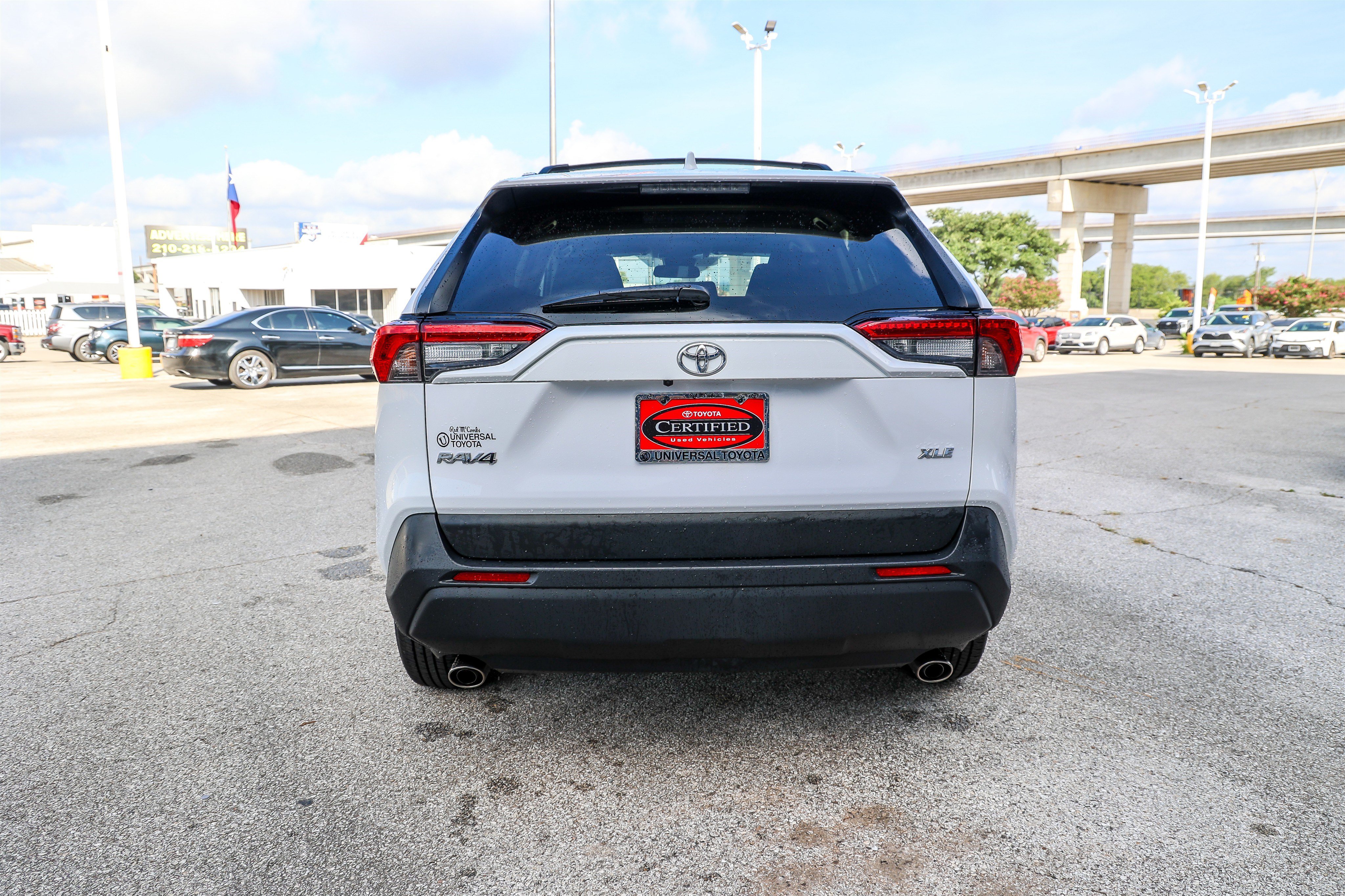 Certified 2025 Toyota RAV4 XLE w/ Convenience Package FWD image 8