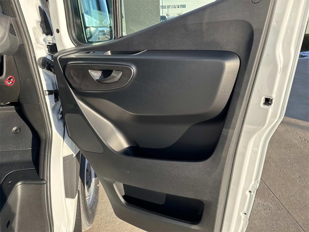 New 2025 Mercedes-Benz Sprinter 2500 image 10