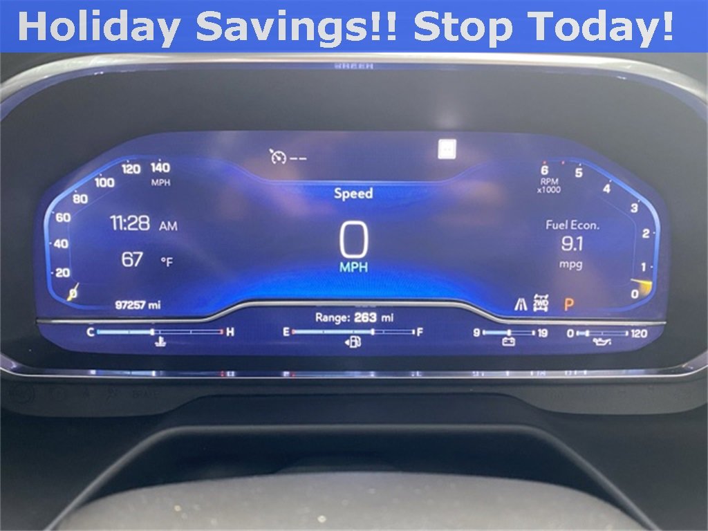 Used 2022 Chevrolet Suburban RST w/ Luxury Package image 11